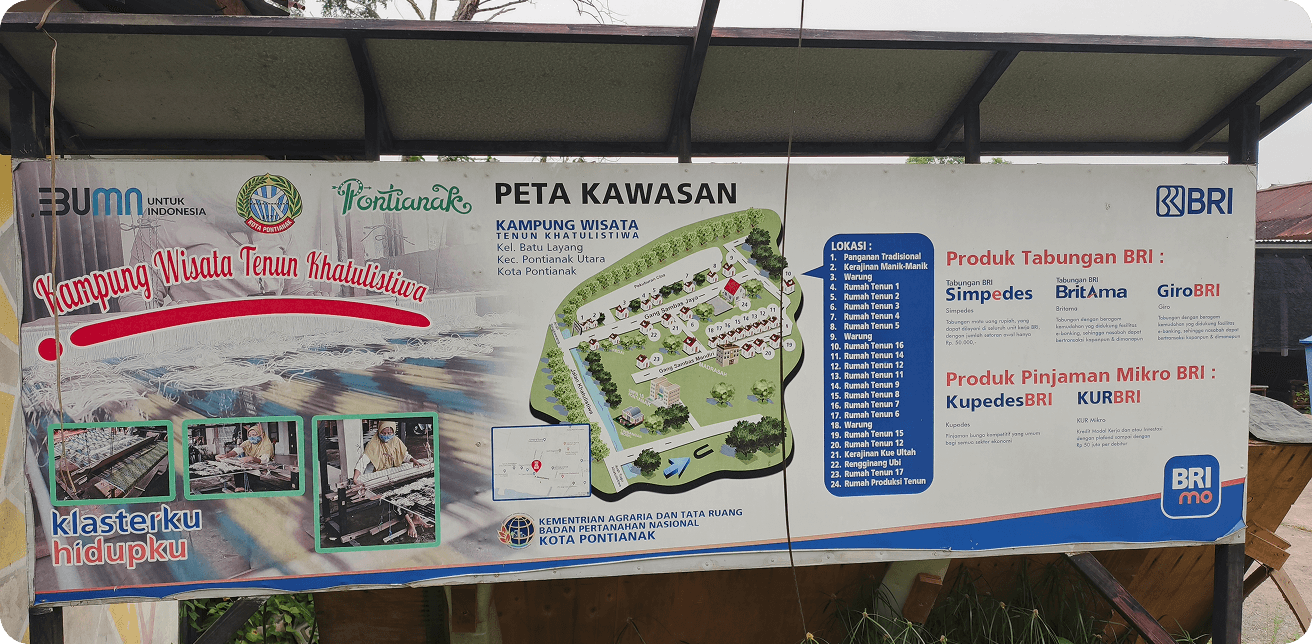 Perajin Kampung Tenun Khatulistiwa Gang Sambas Jaya